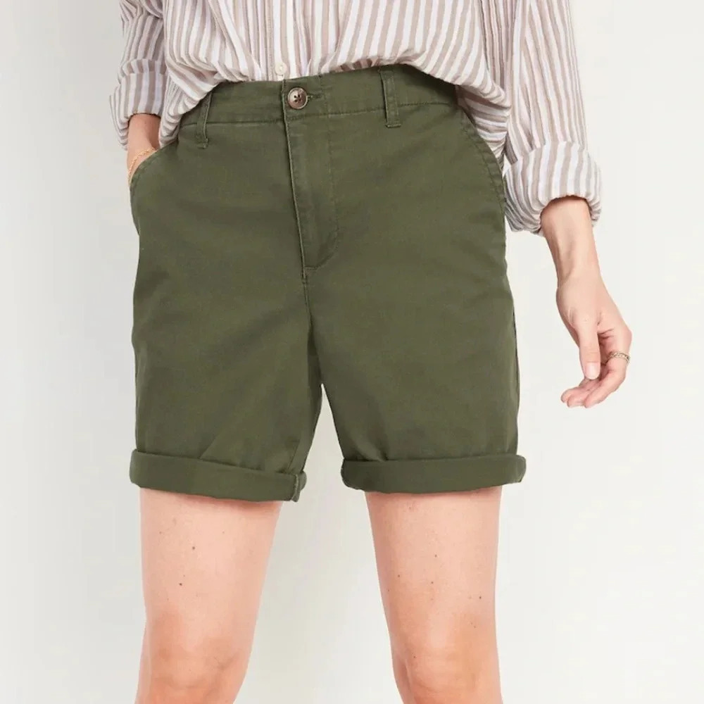 NWT Old Navy Womens Large Green Elastic Waist 7” Shorts Alpine Tundra Stretch‎ L